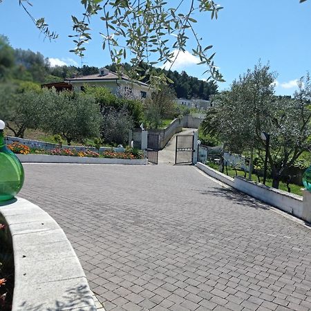 マテーラ Il Corbezzoloヴィラ エクステリア 写真